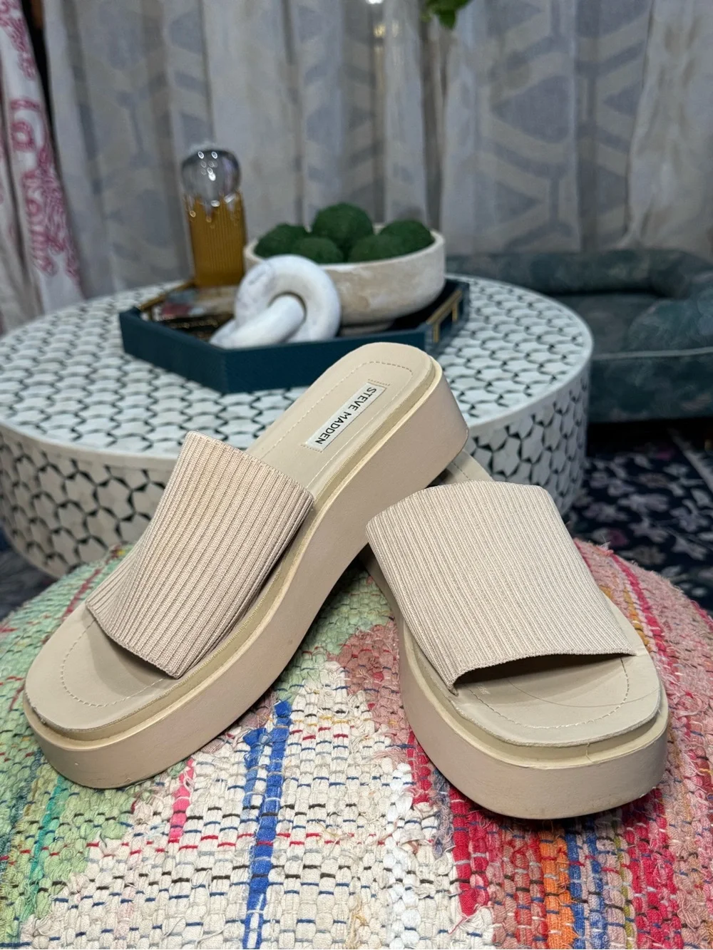🫧🤍 Steve Madden Neutral Ribbed Slide Platform‎ Sandals in Beige 🤍🫧